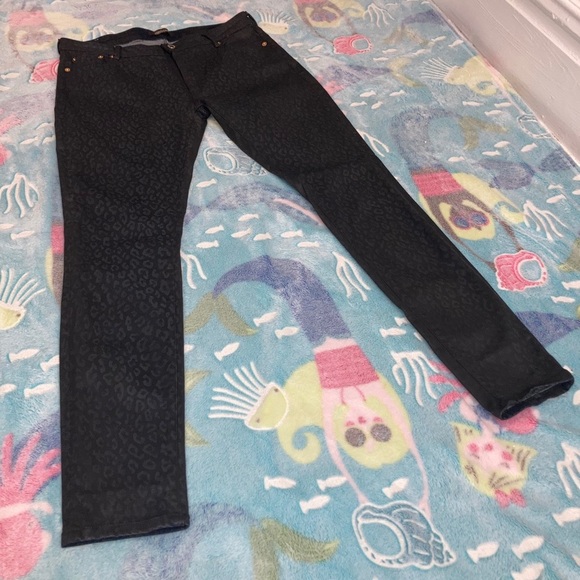 🐆 NWOT Roberto Cavalli Black Leopard Coated Jeans​ - Picture 4 of 16